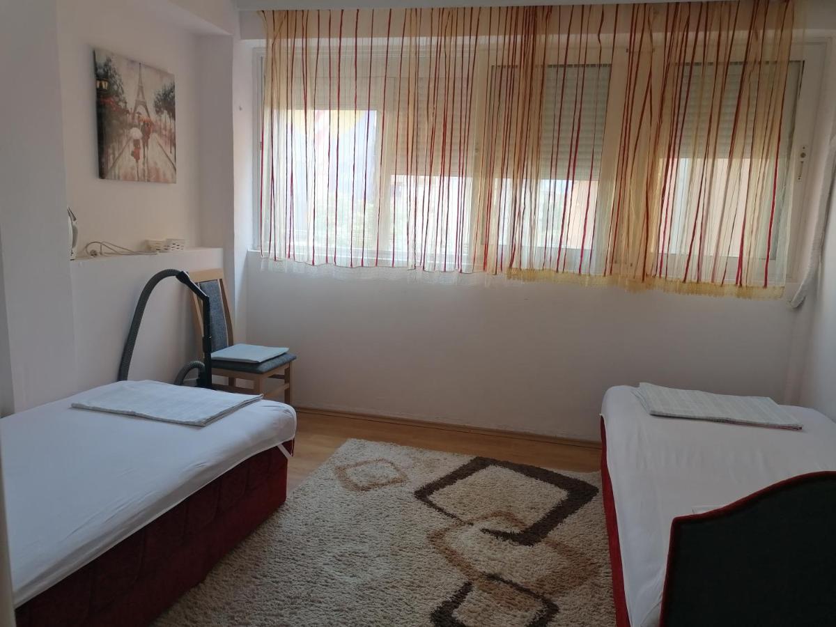 A&J Apartment ブドヴァ エクステリア 写真