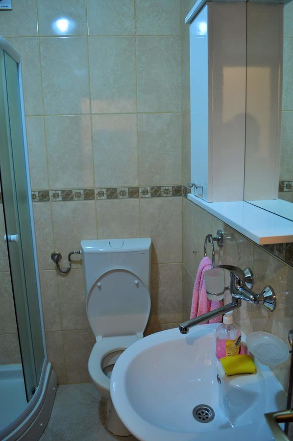 A&J Apartment ブドヴァ エクステリア 写真