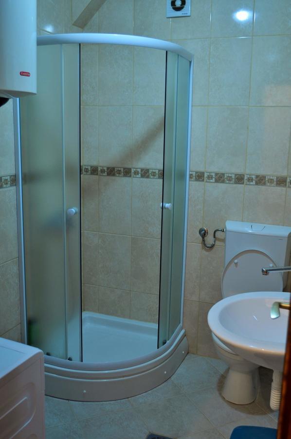 A&J Apartment ブドヴァ エクステリア 写真